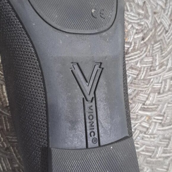 Vionic Klara Black Knit Ballet Flats EUC - Picture 5 of 6